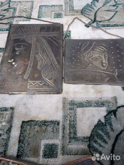 Чеканка СССР и картины с янтарем