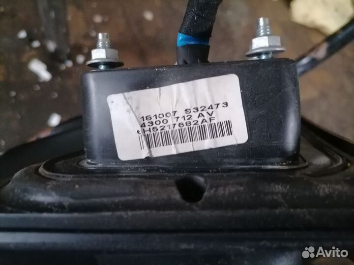 Зеркало правое Land Rover Freelander 2