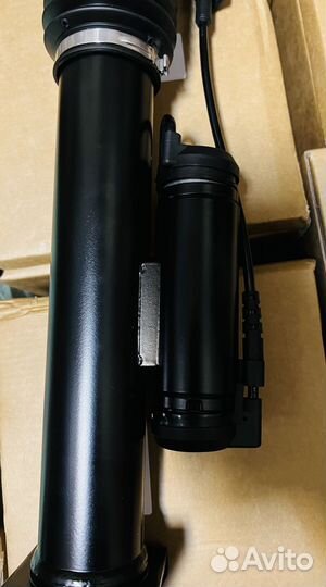 Задний амортизатор Chevrolet Tahoe