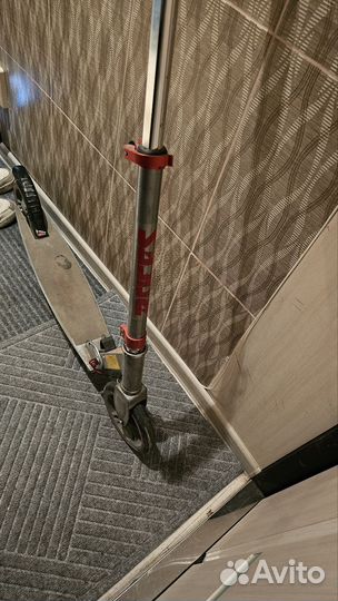 Самокат с большими колёсами