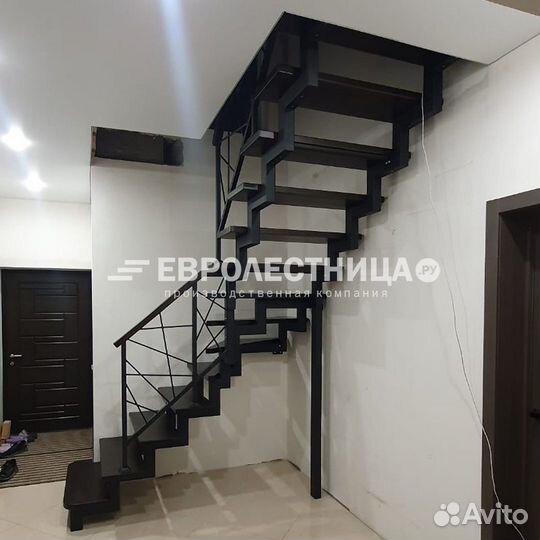 Лестница на второй этаж