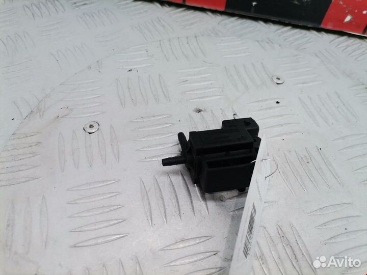 Клапан вакуумного управления Audi A4 B5 1999
