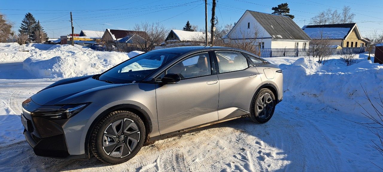 Toyota bZ3: фото из отзыва