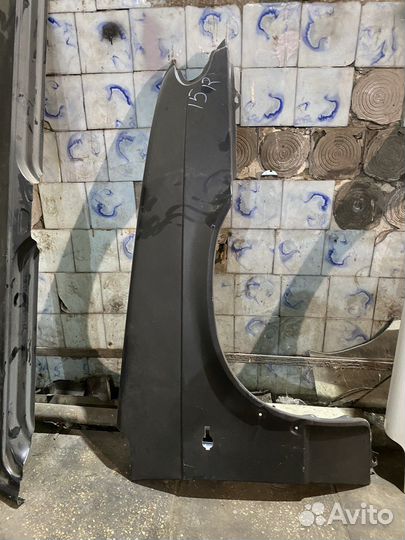 Крыло левое,правое на ваз 2114