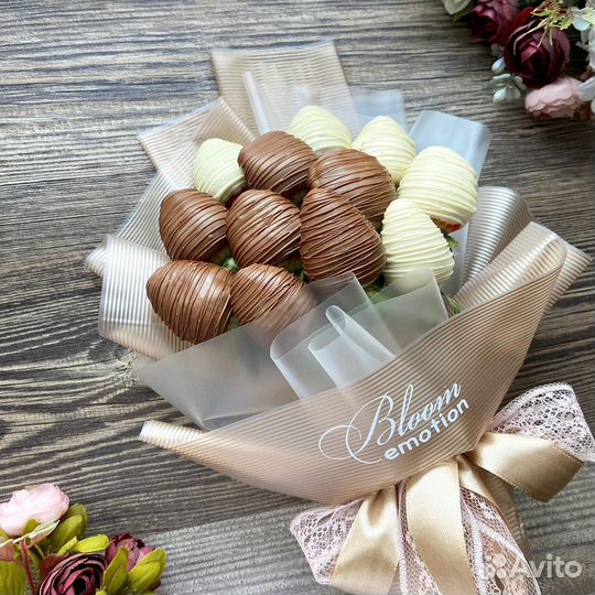 Клубничный букет Нега