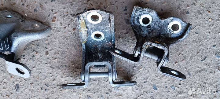 Петли дверные kia rio 3