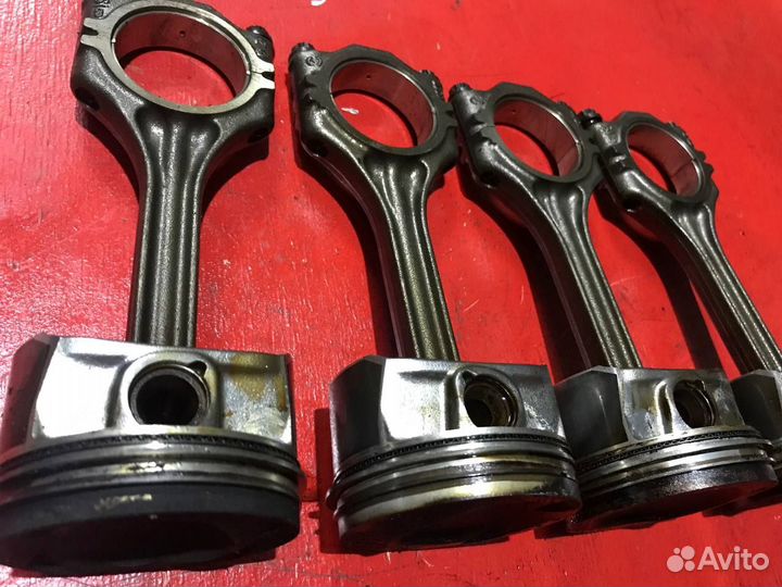 Поршень с шатуном Volkswagen Golf CAV 1.4