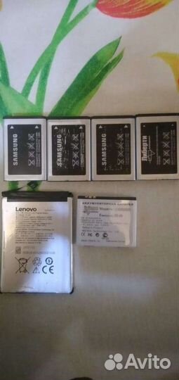 Зарядки,наушники и другое