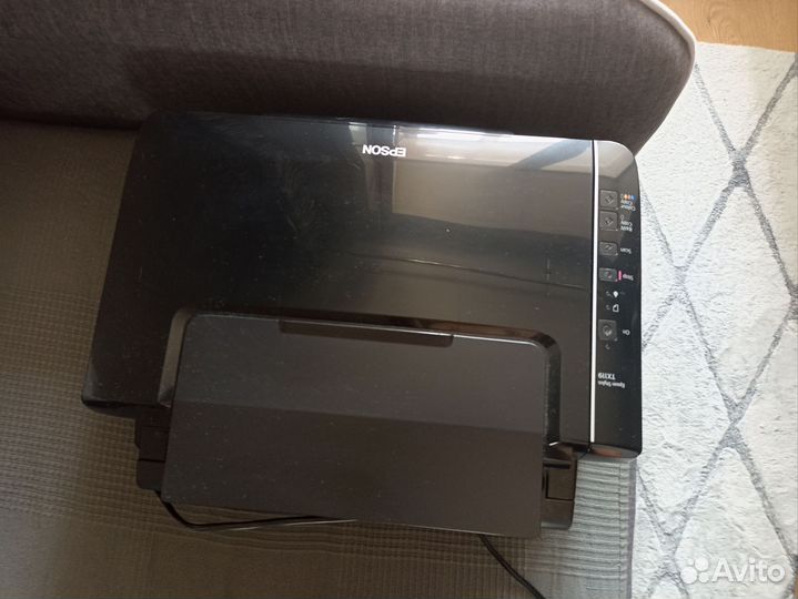 Цветной лазерный принтер бу