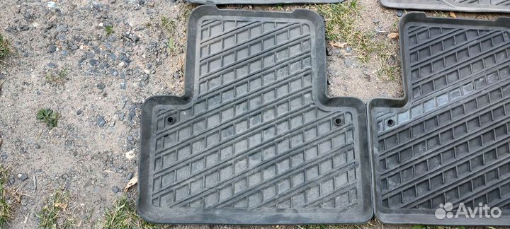 Коврики комплект оригинальные для Volvo XC90 03-14