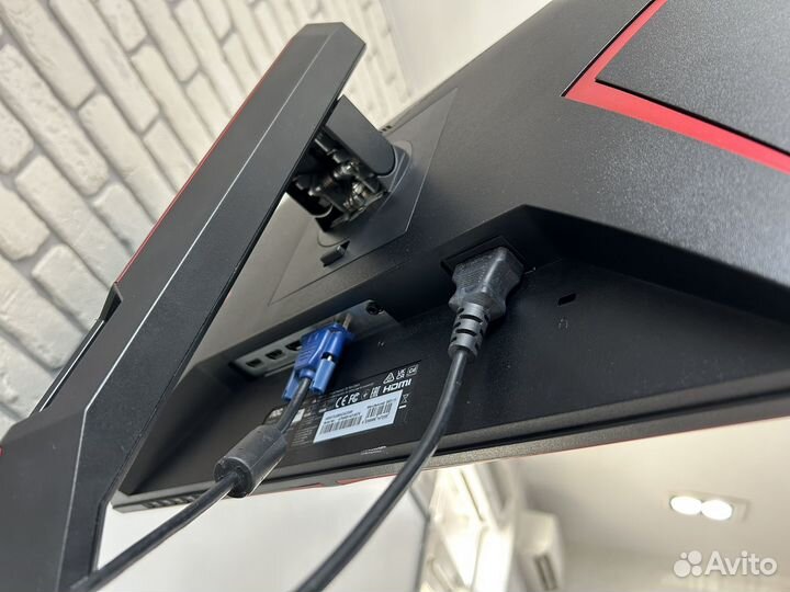 Игровой монитор AOC 144Гц 24 дюйма