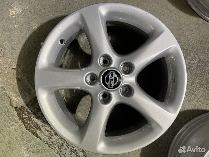 Диски литые Nissan r16 оригинал