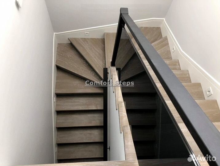 Деревянная лестница под ключ