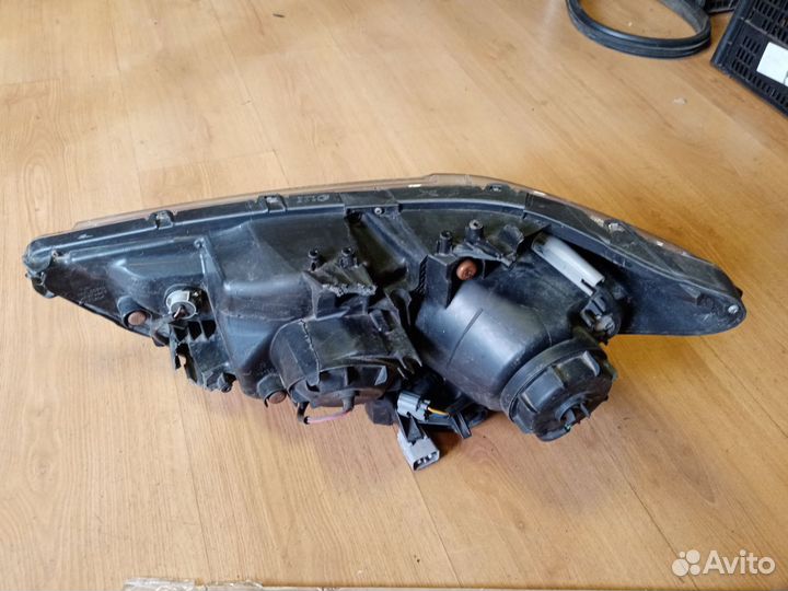 Фара правая mitsubishi asx c 2010г.в