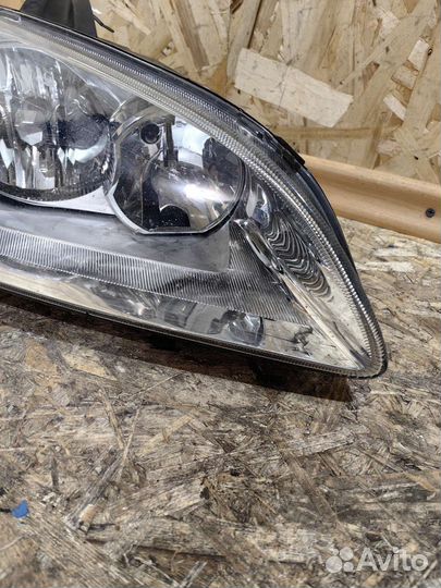 Фара Правая Форд фокус 2 бу оригинал 4M5113W029A