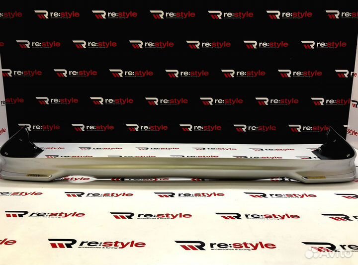 Губа заднего бампера Toyota Land Cruiser 200