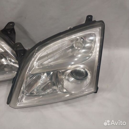 Фары Opel Vectra C Комплект.Левый руль