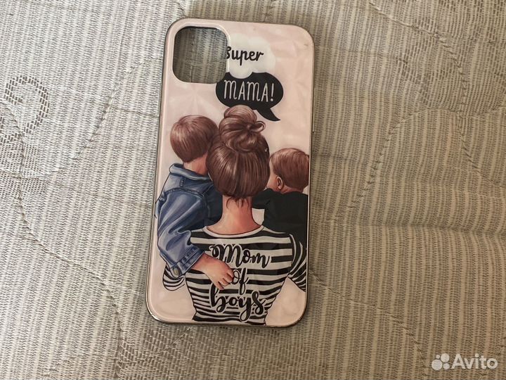 Чехол на iPhone 11