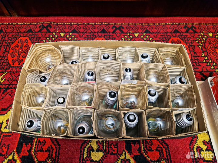 Лампочки накаливания 47 штук (E27, 60-75-100 Вт)