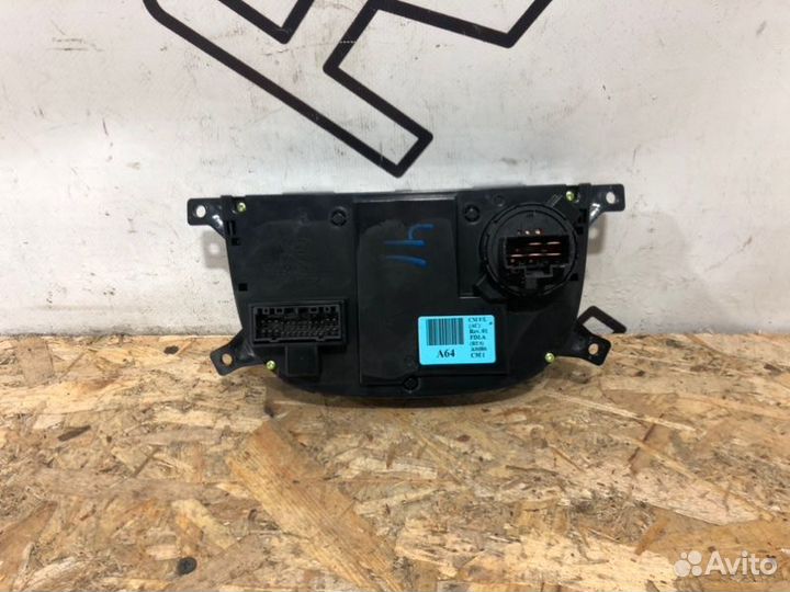 Блок управления климат-контролем Hyundai Santa Fe