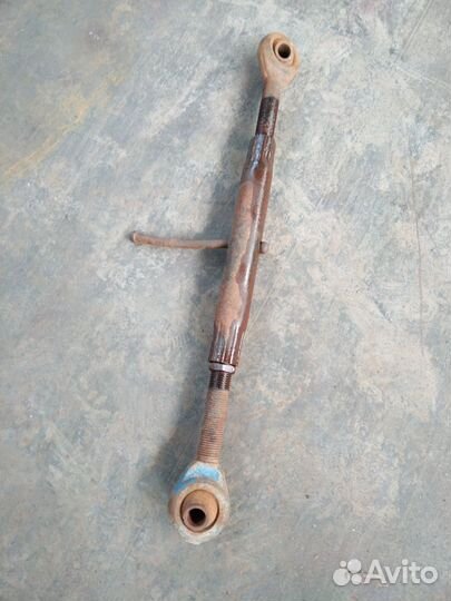 Центральный винт мтз/Тиски слесарные СССР