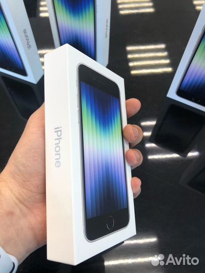 Смартфон Apple iPhone SE 2022 64Gb Starlight