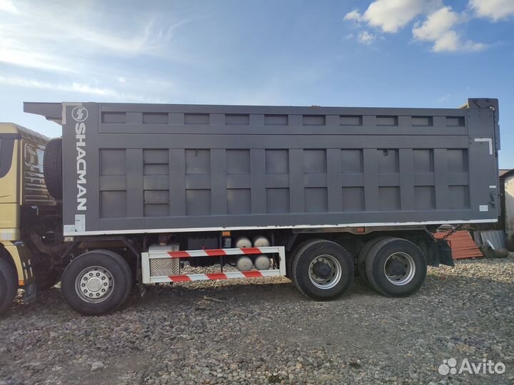 Shacman (Shaanxi) SX33186T366, 2021