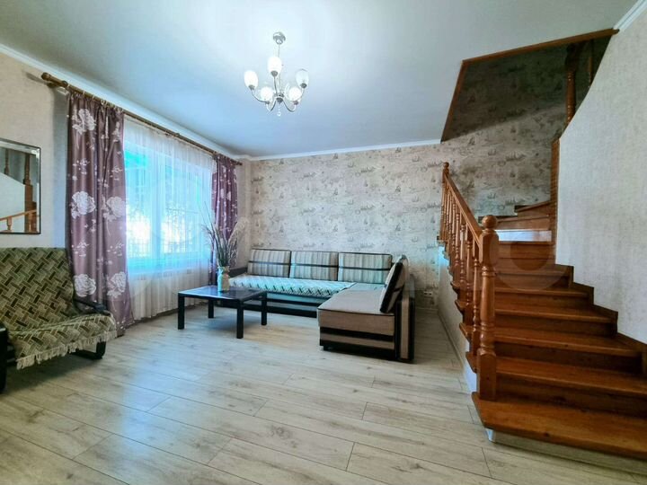 Таунхаус 80 м² на участке 1 сот.