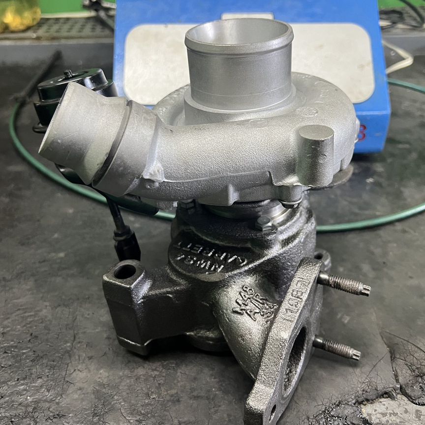 マーチン　HD -28KM рено трафик опель виваро - Двигатель: купить запчасти ⚙ в