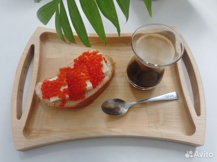 Поднос из дерева