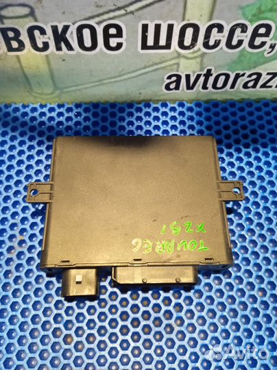 Блок управления центральным замком Volkswagen Toua