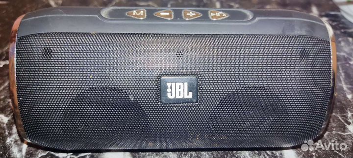 Портативная колонка jbl