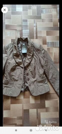 Пиджак новый с ярлыками р 44 коричневый цвет