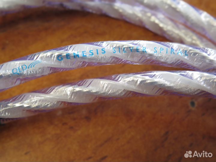 Акустический кабель QED Genesis Silver Spiral 2м
