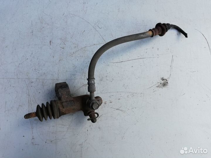 Основной цилиндр сцепления Nissan Almera B10