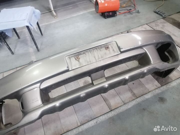 Бампер передний subaru outback (2000 г.)