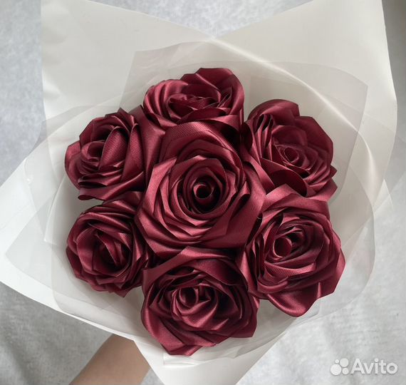 Букеты роз из атласных лент