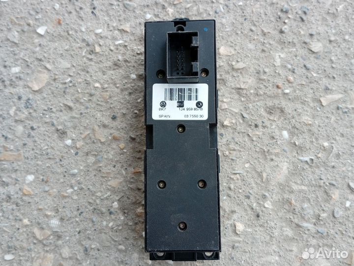 Блок управления стеклоподъемниками