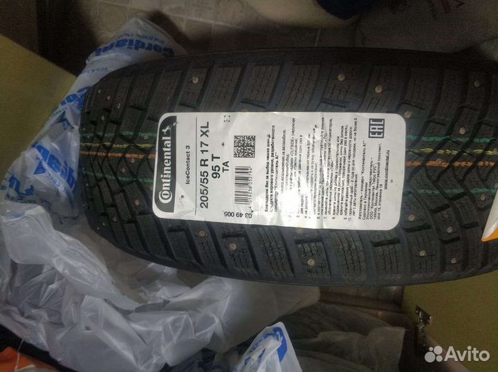 Continental IceContact 3 205/55 R17 95M