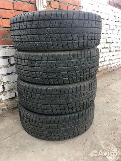 Nexen Winguard Ice 225/60 R17