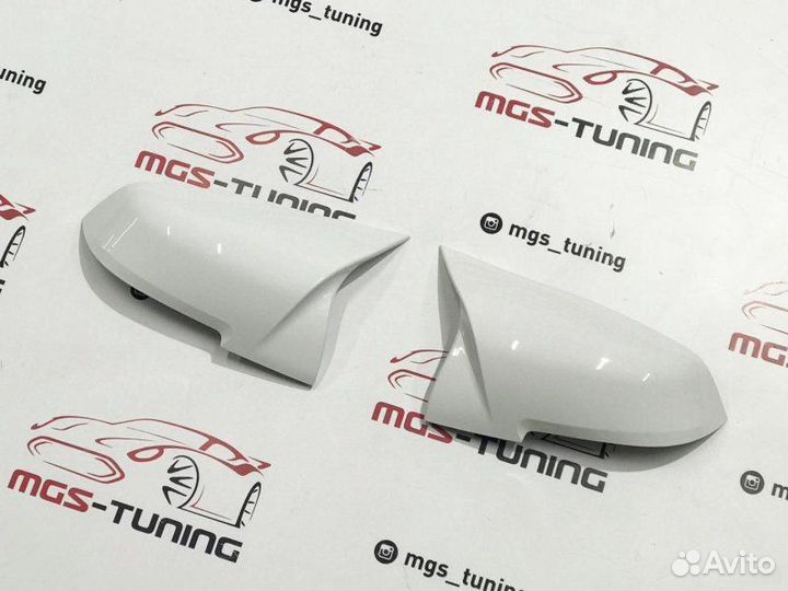 Крышки зеркал М2 на BMW 2 Series F22 белые