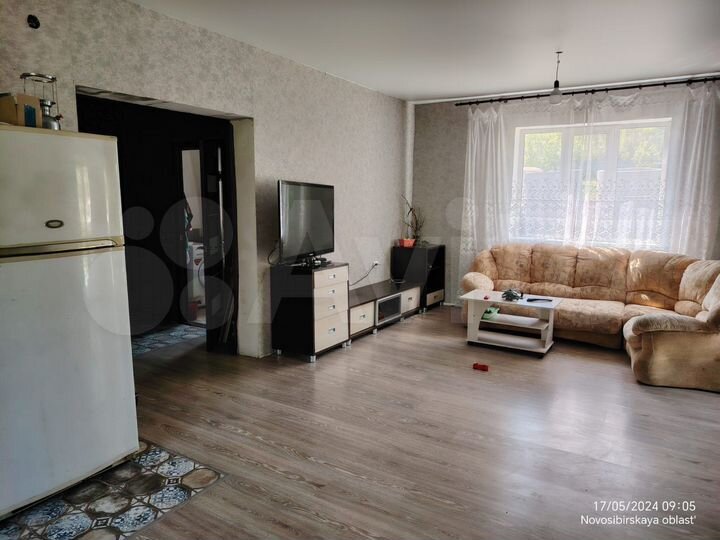 Коттедж 268,2 м² на участке 9,2 сот.