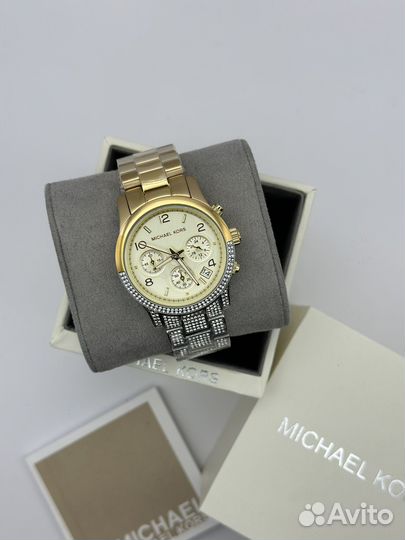 Наручные часы Michael Kors MK7329 с хронографом