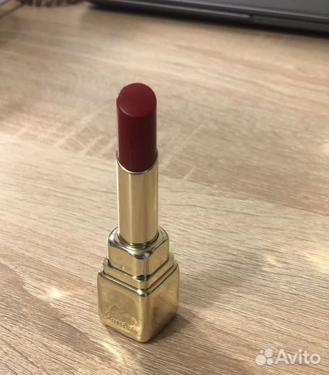 Помада guerlain kiskis Shine Bloom Lipstick