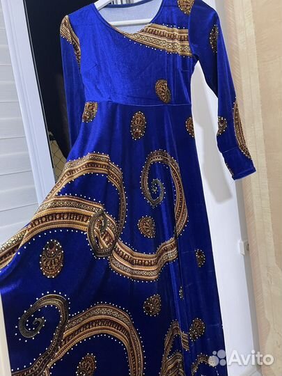 Платье расклешенное