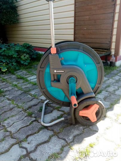 Катушка для поливочного шланга