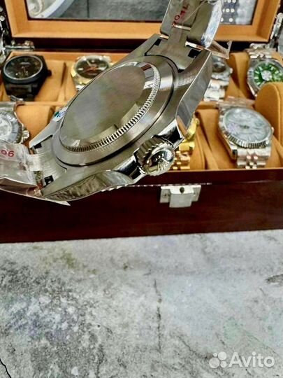 Часы Rolex submariner