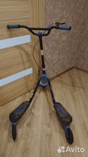 Инерционный Самокат