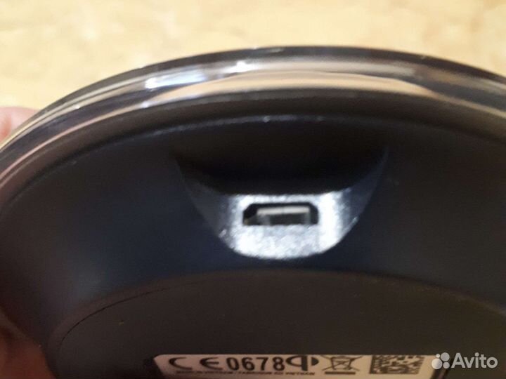 Беспроводная зарядка для телефона