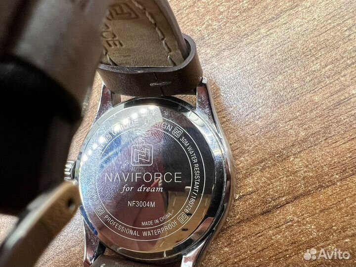Наручные часы Naviforce